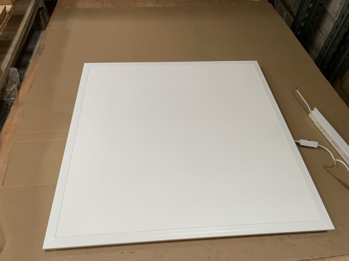 Háttérvilágítású LED panel – 600 × 600 mm, 40 W, 3000 / 4000 / 6000 K