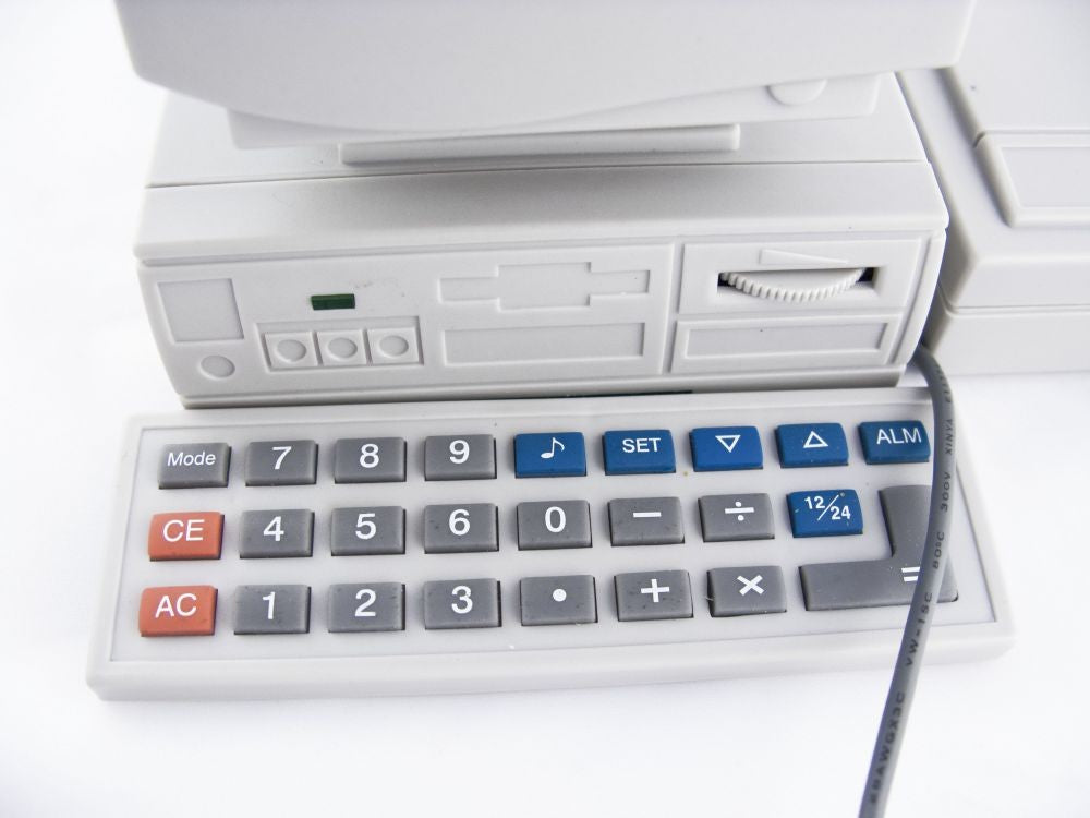 MS-200D Rechner-Radio-Kalender mit Visitenkartenhalter