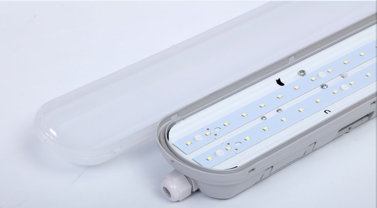 DF-7136-2 por- és páramentes LED lámpatest – 28 W, 2500 lm, 1200 mm, 4000 K, IP65